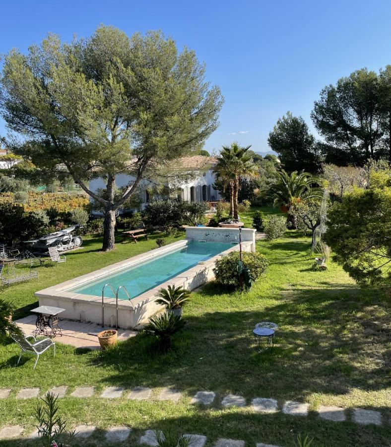 Holiday home Le Poisson Qui Recule - Maison Et Piscine Dans Parc Arbore Proche *